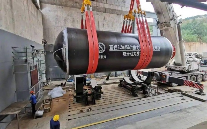 Trung Quốc thử nghiệm thành công động cơ tên lửa nhiên liệu rắn 500 tấn